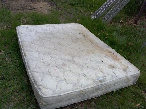 box springs damage mattress